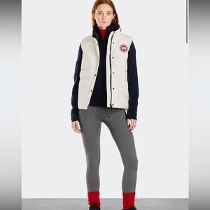 Women’s Canada Goose North Star White vest size large nwot